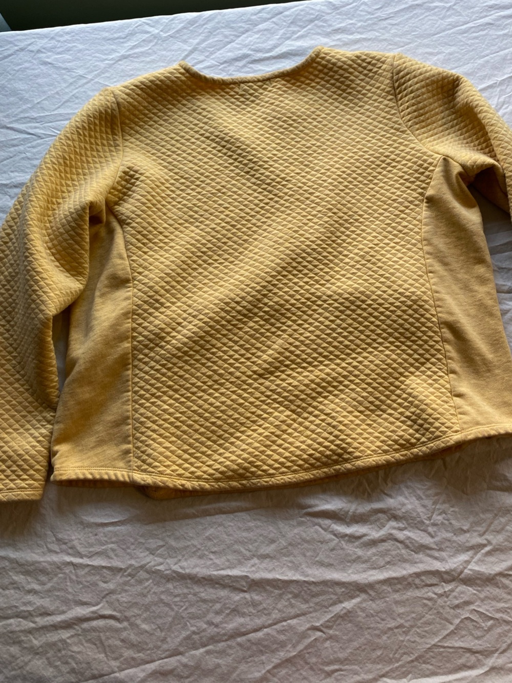 Orvis Quilted Diamond-Texture Sweatshirt in Yellow with White Trim
